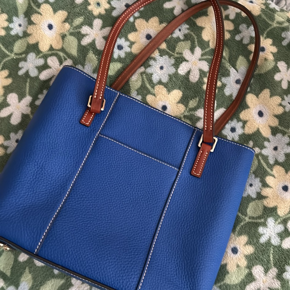 NEW Dooney & Bourke with Dust Bag NWOT - Picture 6 of 12